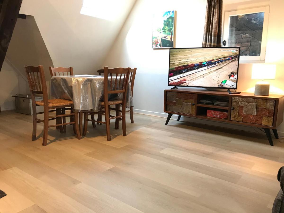 Le Studio Du Gouverneur Honfleur Esterno foto