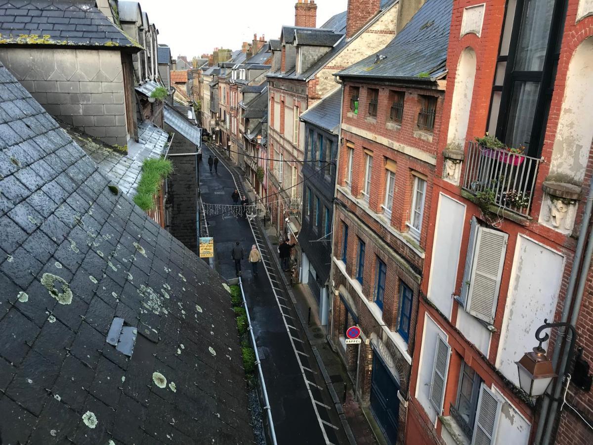 Le Studio Du Gouverneur Honfleur Esterno foto